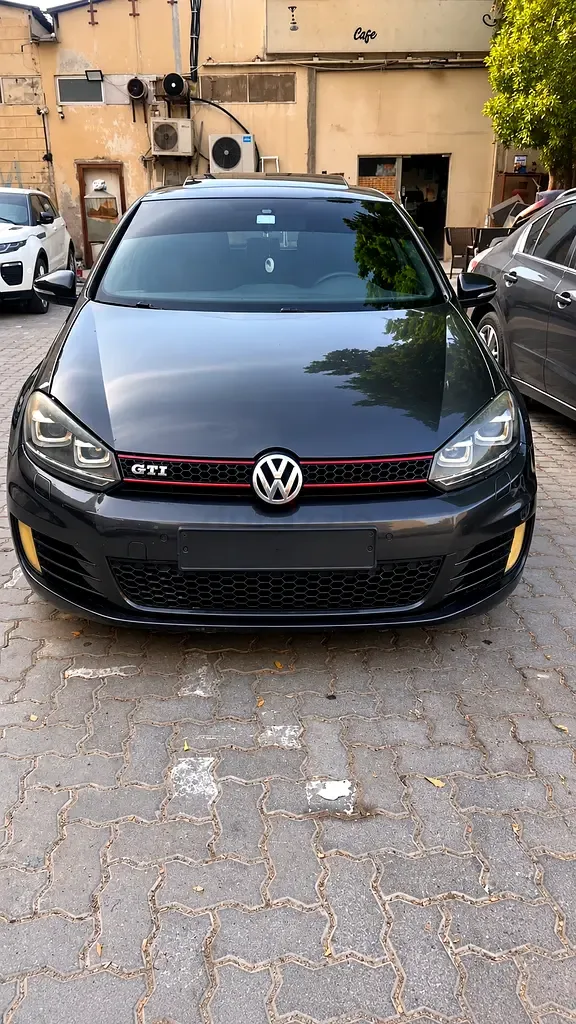 Volkswagen Golf GTI 2.0 AMT (200 hp) - 4