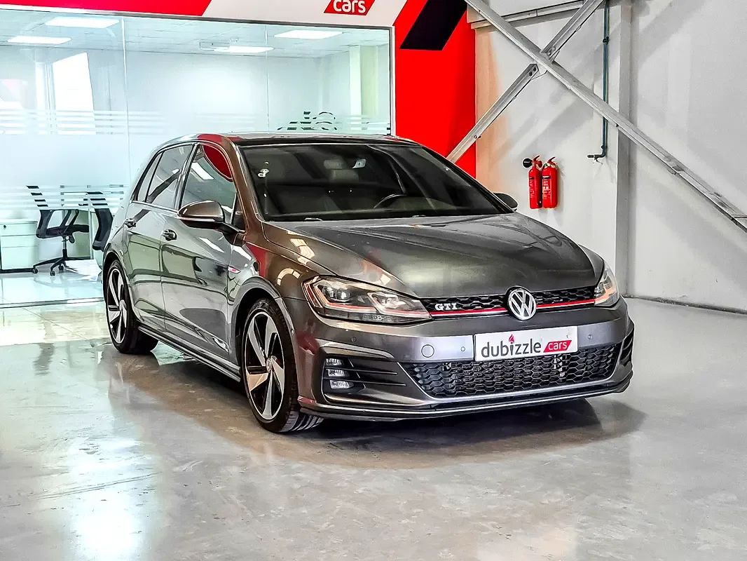 Volkswagen Golf GTI 2.0 AMT (245 hp)