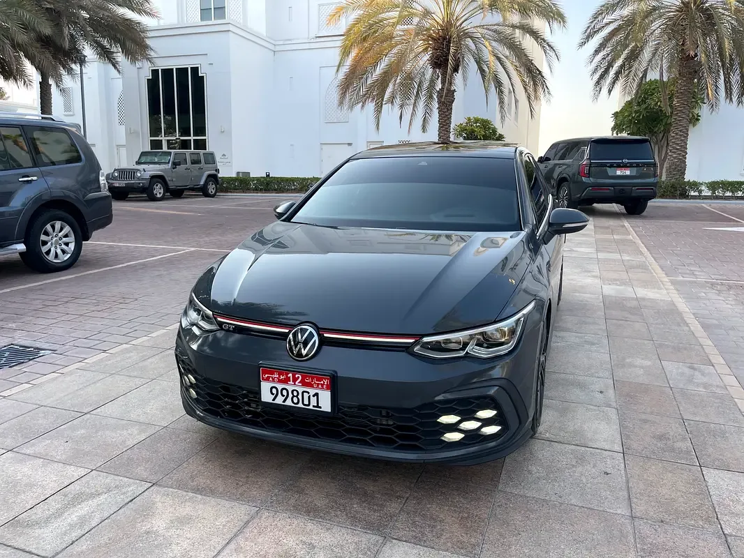 Volkswagen Golf GTI 2.0 AMT (245 hp)