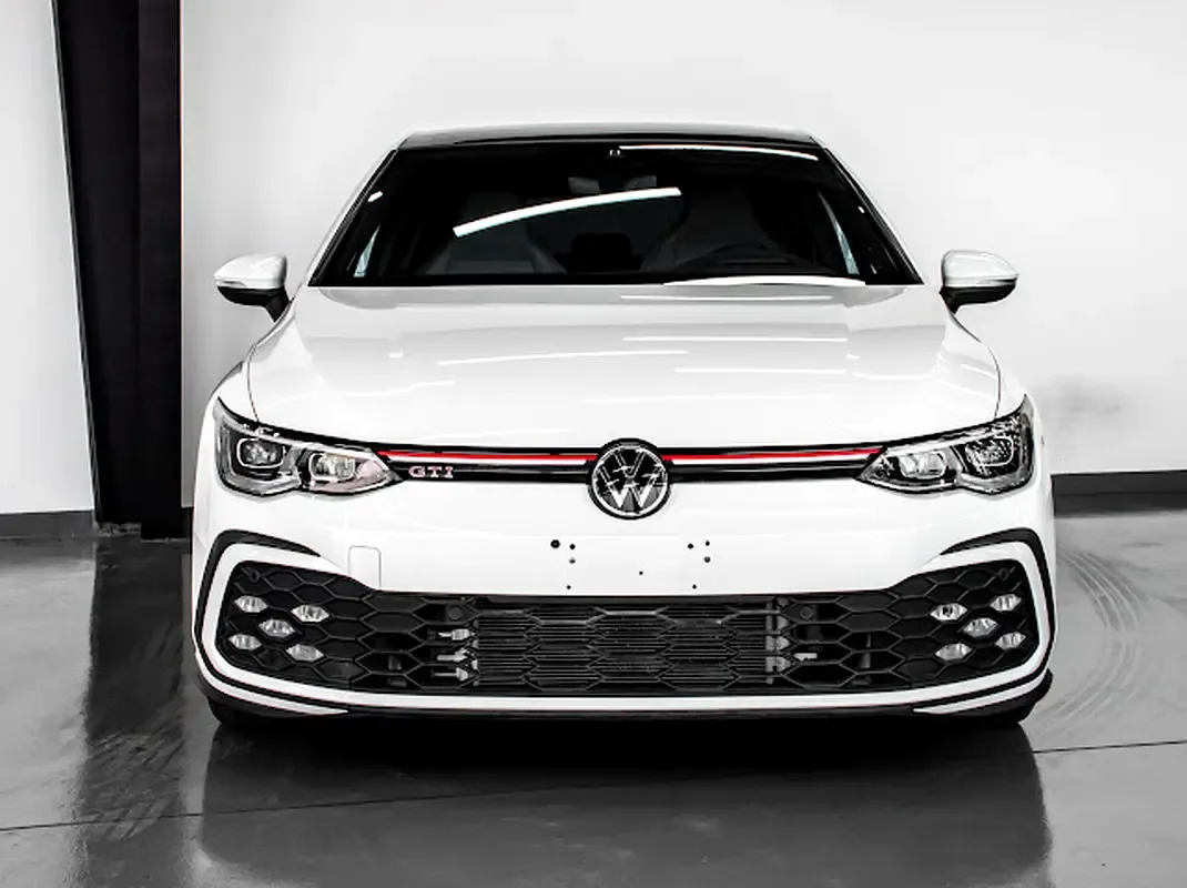 Volkswagen Golf GTI 2.0 AMT (245 hp)