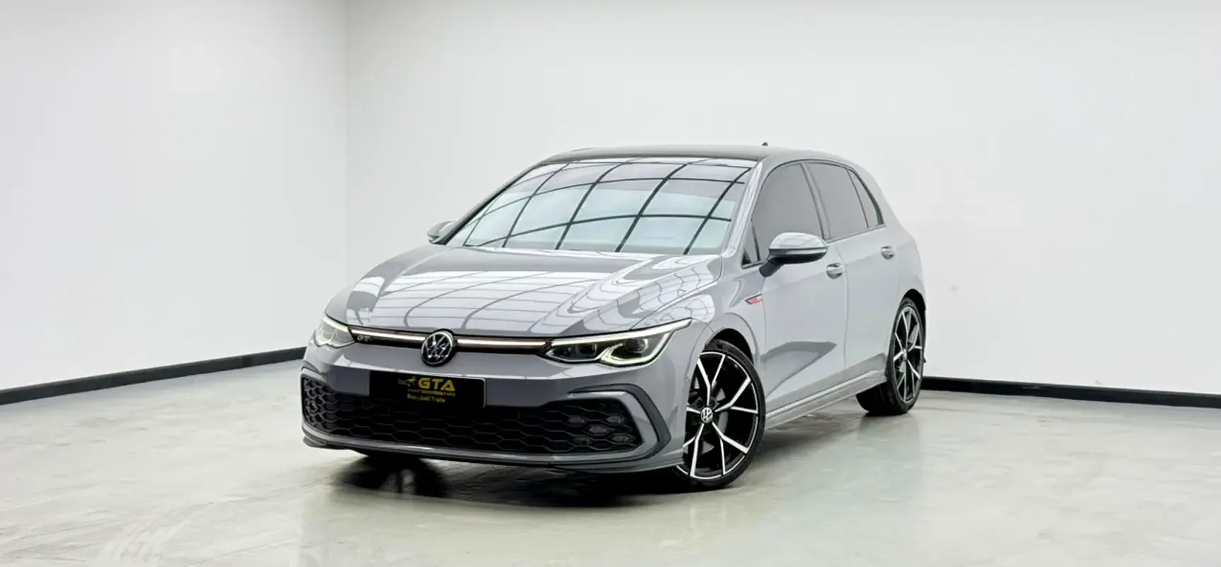 Volkswagen Golf GTI 2.0 AMT (245 hp)