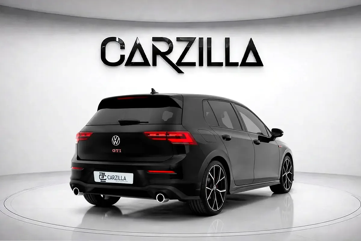 Volkswagen Golf GTI 2.0 AMT (245 حصان) - 2
