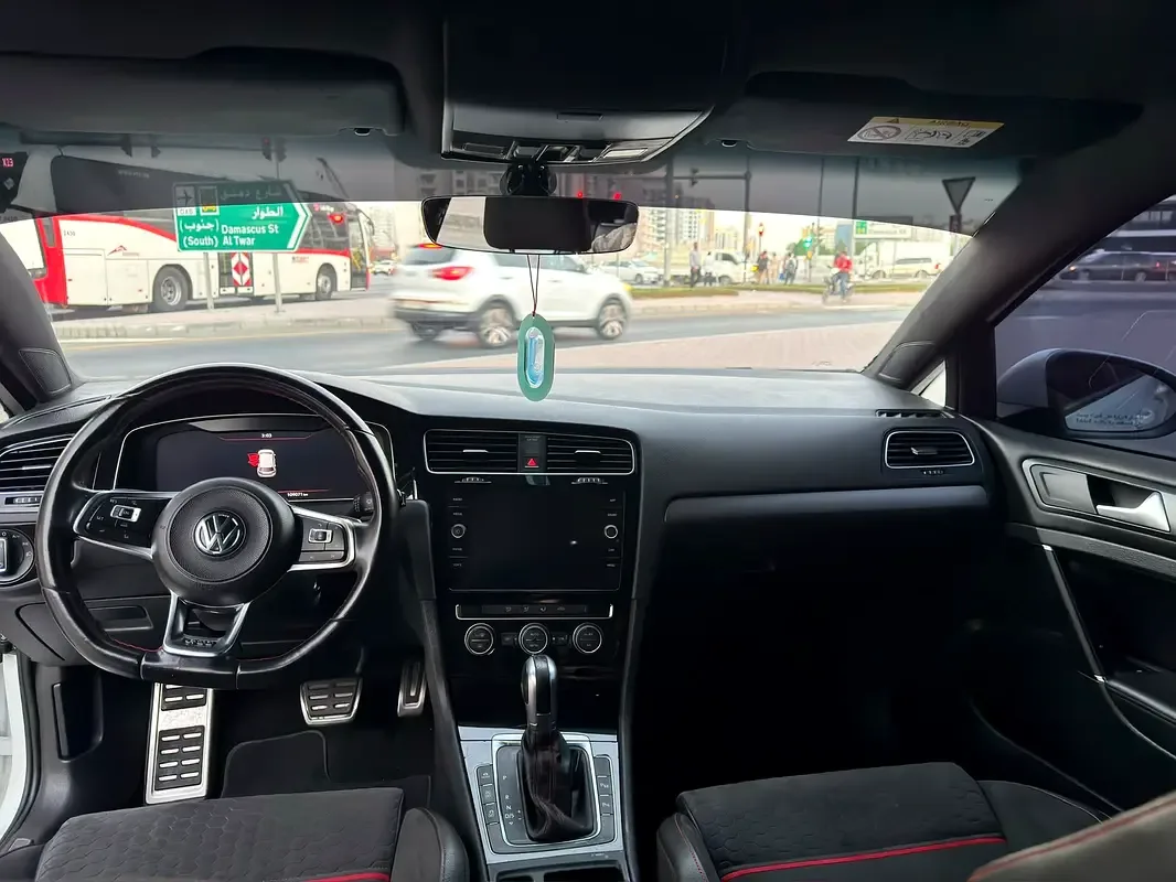 Volkswagen Golf GTI 2.0 AMT (245 hp) - 8