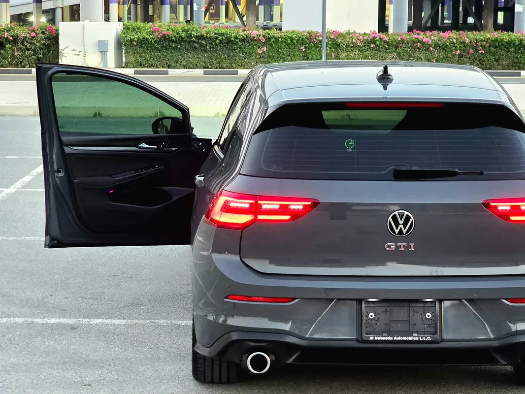 Volkswagen Golf GTI 2.0 AMT (245 حصان) - 7