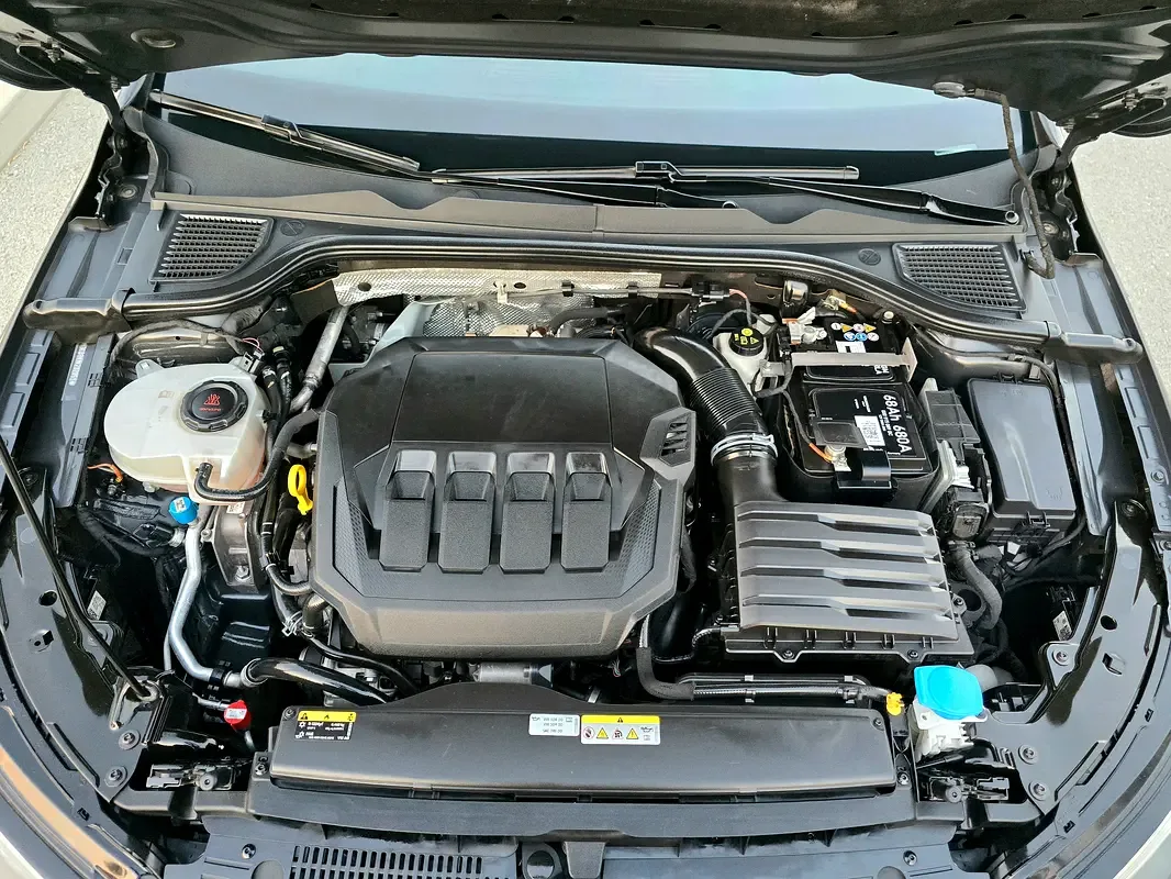Volkswagen Golf GTI 2.0 AMT (245 حصان) - 20