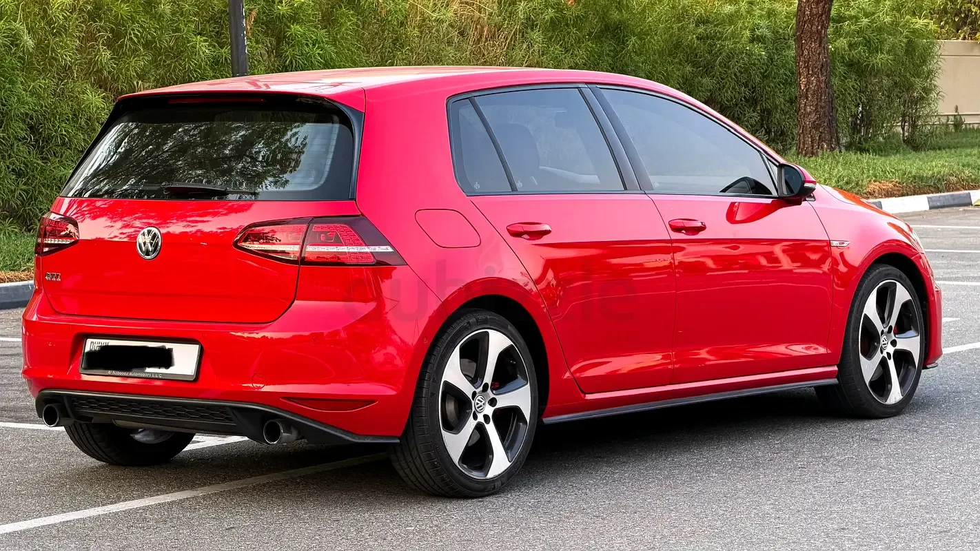 Volkswagen Golf GTI 2.0 AMT (265 حصان) - 3