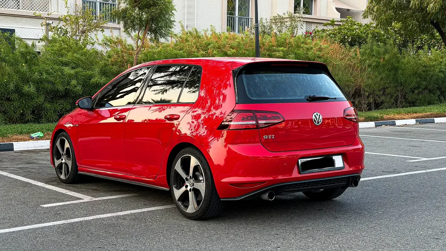 Volkswagen Golf GTI 2.0 AMT (265 حصان) - 5