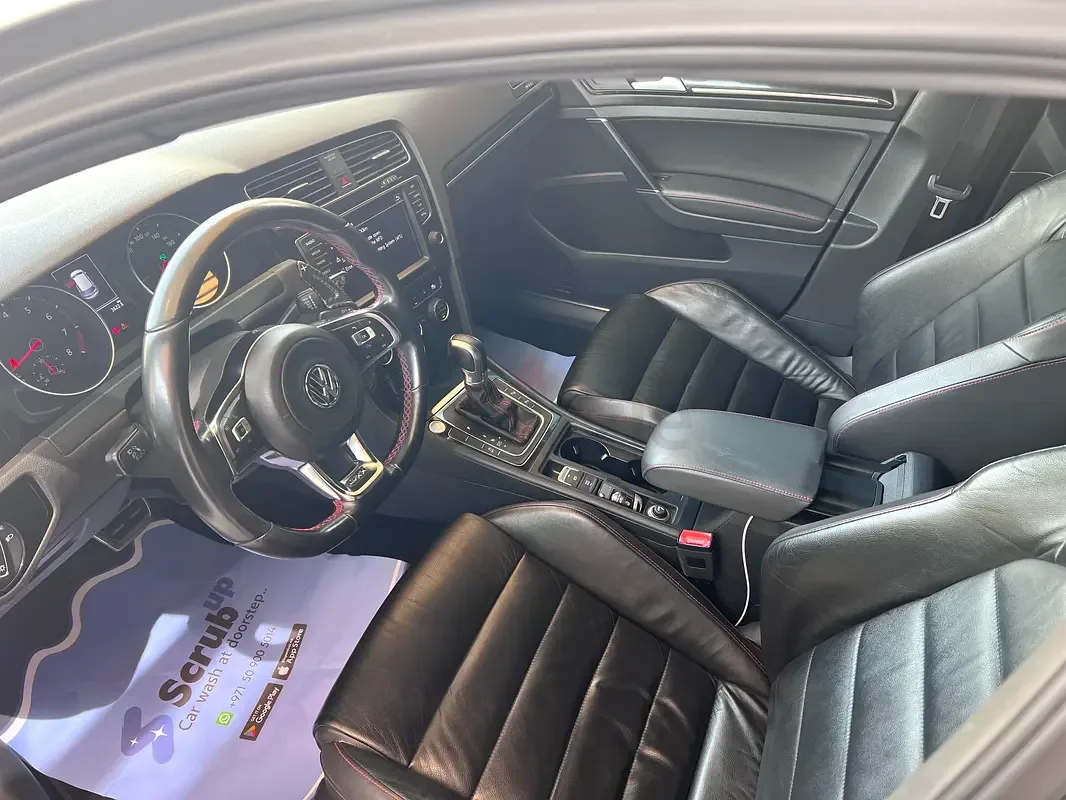 Volkswagen Golf GTI 2.0 AMT (265 حصان) - 12