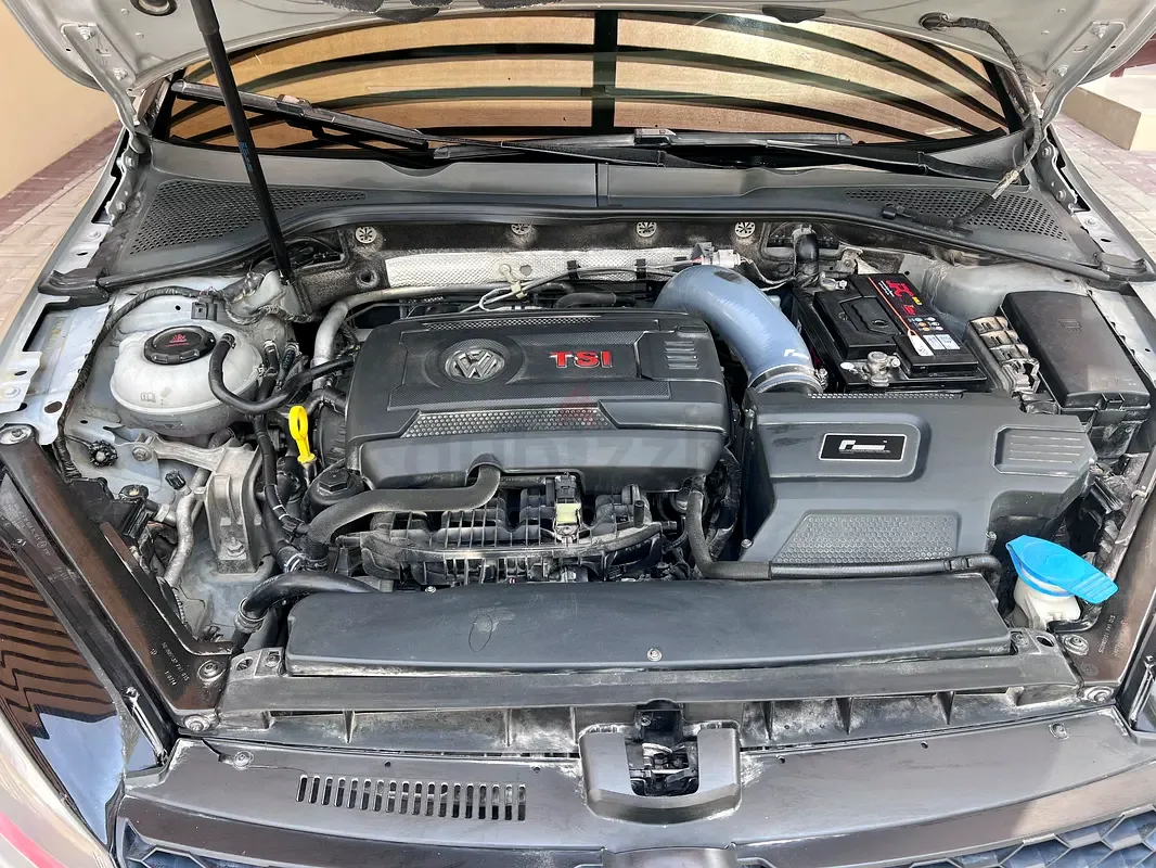Volkswagen Golf GTI 2.0 AMT (265 حصان) - 9