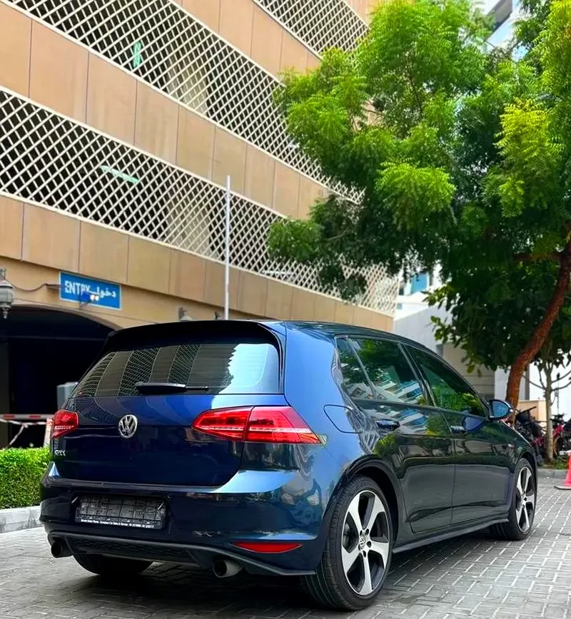 Volkswagen Golf GTI 2.0 AMT (265 hp) - 5