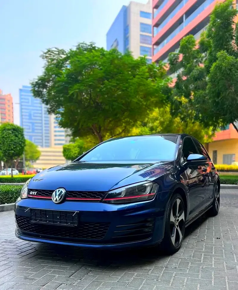 Volkswagen Golf GTI 2.0 AMT (265 hp) - 3