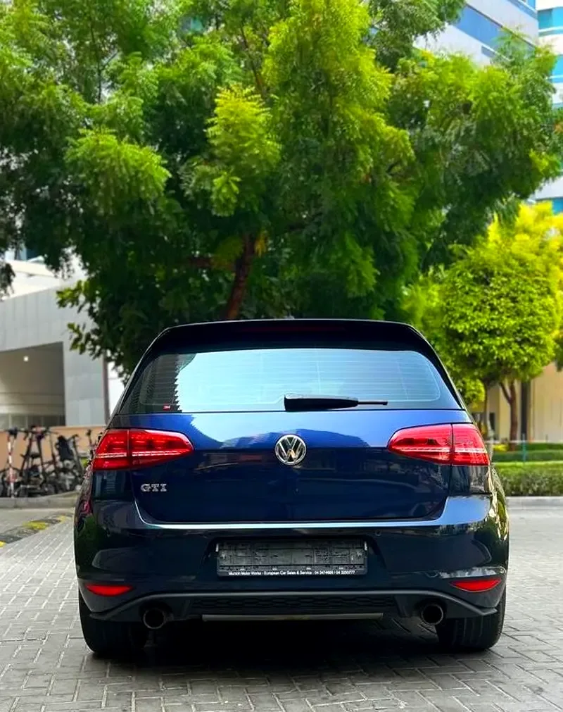 Volkswagen Golf GTI 2.0 AMT (265 hp) - 7