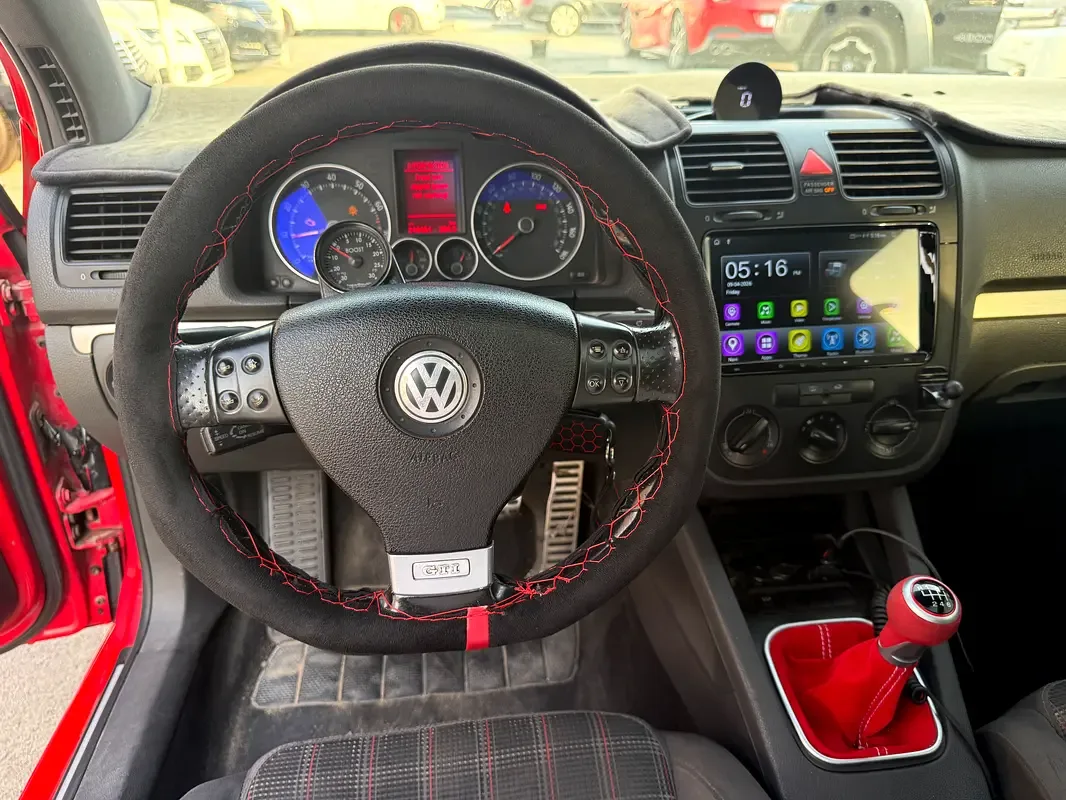 Volkswagen Golf GTI 2.0 MT (230 hp) - 15