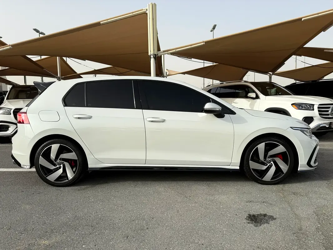 Volkswagen Golf GTI 2.0 MT (245 hp) - 4