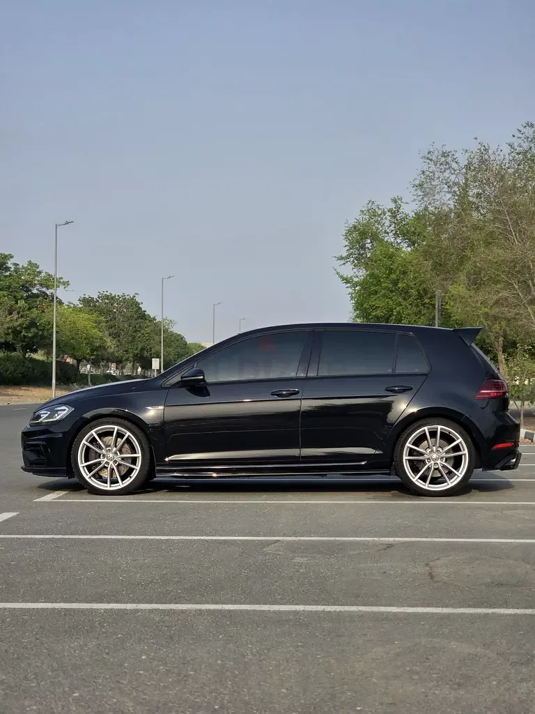 Volkswagen Golf R 2.0 AMT 4WD (300 hp) - 7
