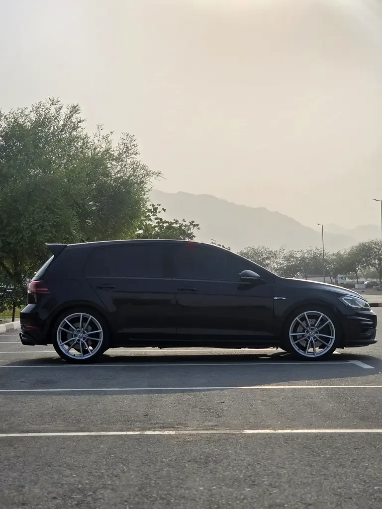 Volkswagen Golf R 2.0 AMT 4WD (300 hp) - 9