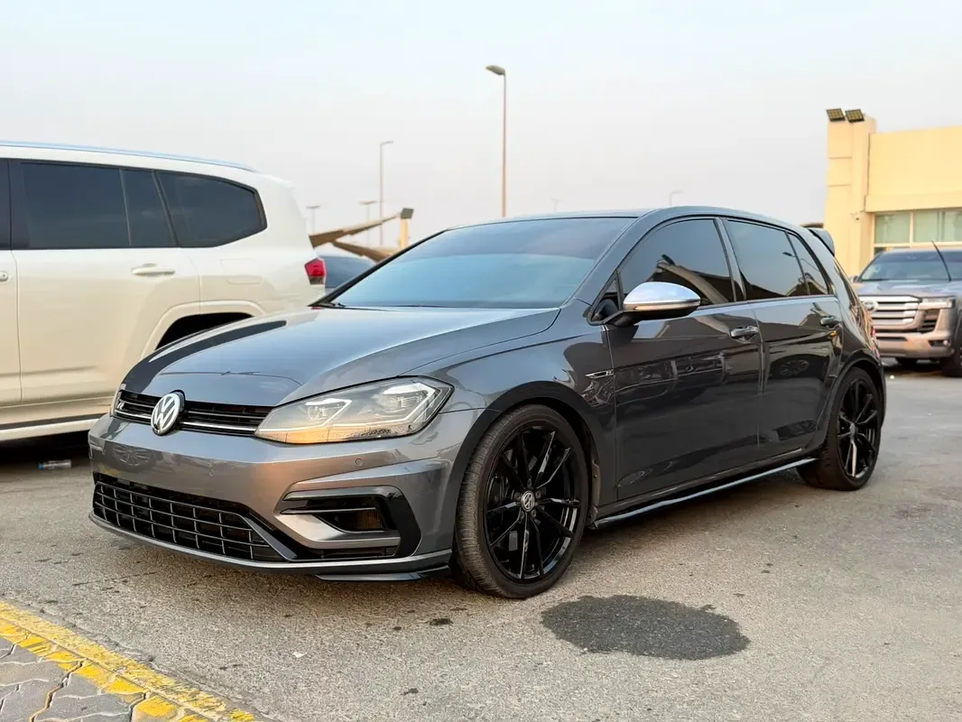 Volkswagen Golf R 2.0 AMT 4WD (333 حصان) - 3