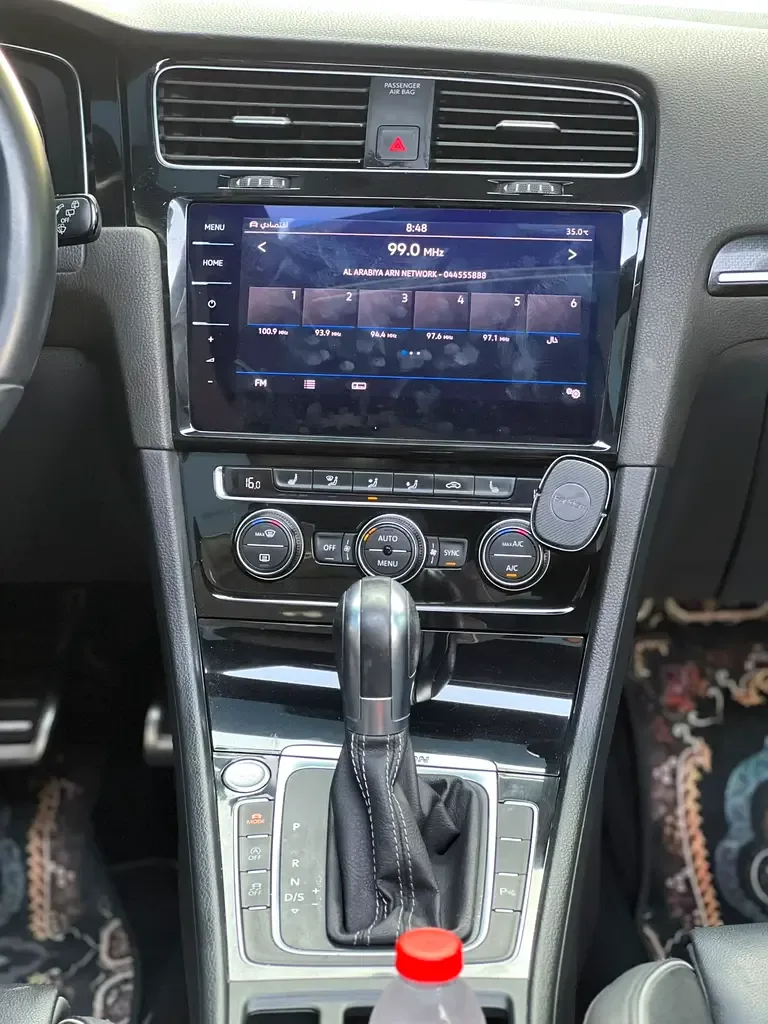 Volkswagen Golf R 2.0 AMT 4WD (333 hp) - 10