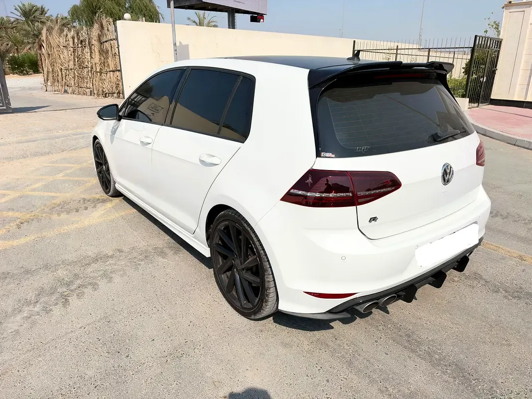 Volkswagen Golf R 2.0 AMT 4WD (333 hp) - 2