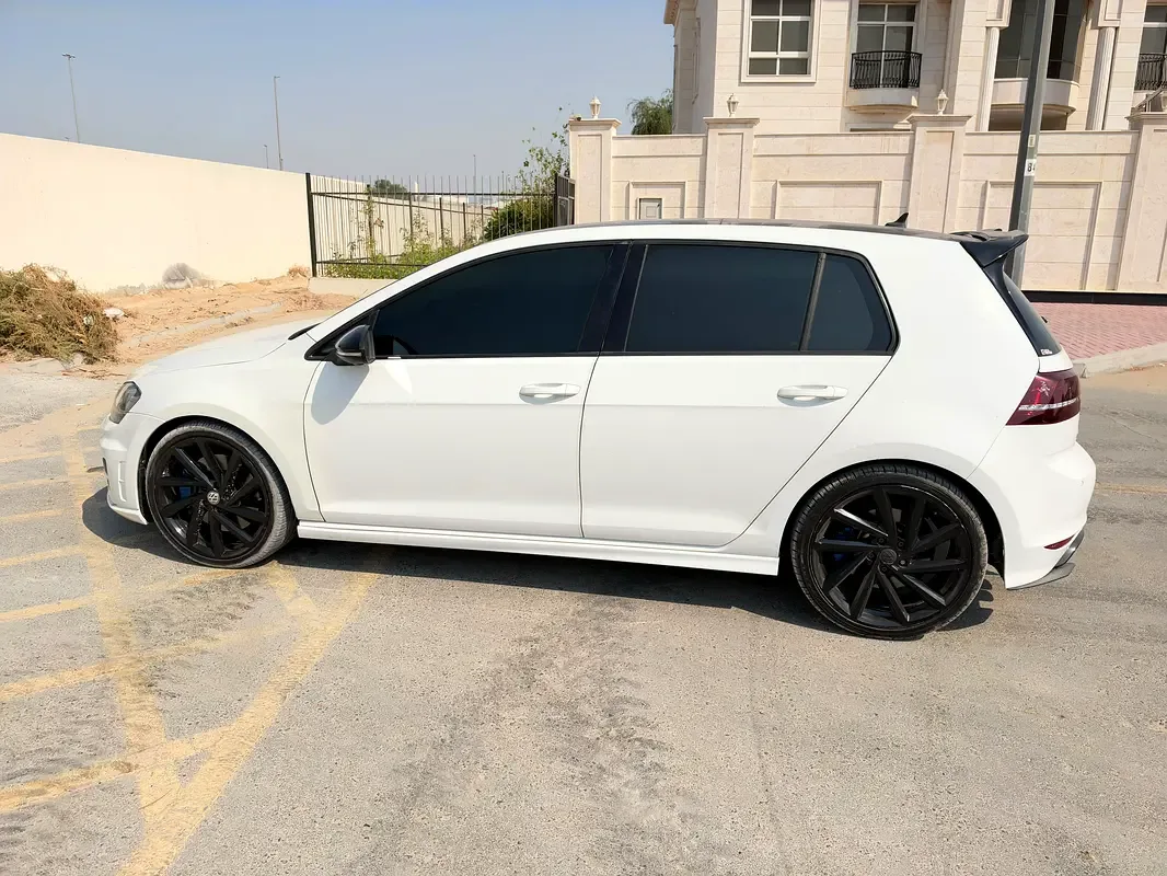 Volkswagen Golf R 2.0 AMT 4WD (333 hp) - 5
