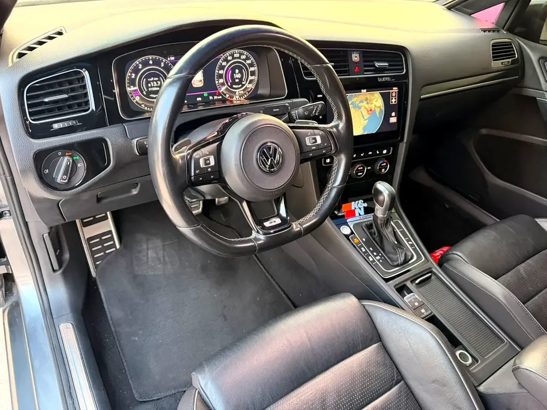 Volkswagen Golf R 2.0 AMT 4WD (333 حصان) - 14
