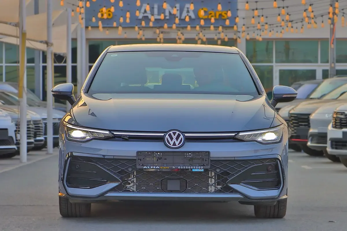 Volkswagen Golf R 2.0 AMT AWD (333 hp)
