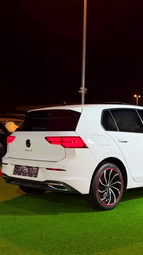 Volkswagen Golf R 2.0 AMT AWD (333 hp) - 3