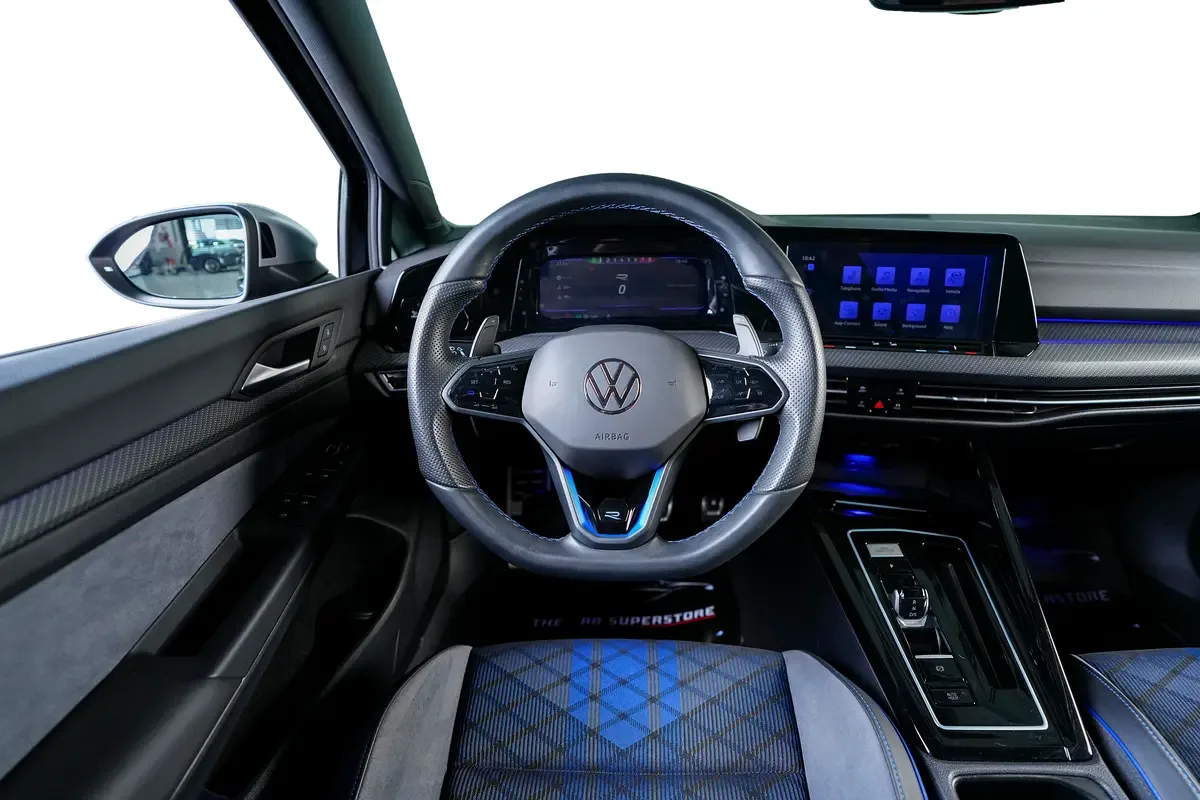 Volkswagen Golf R 2.0 AMT AWD (333 hp) - 15