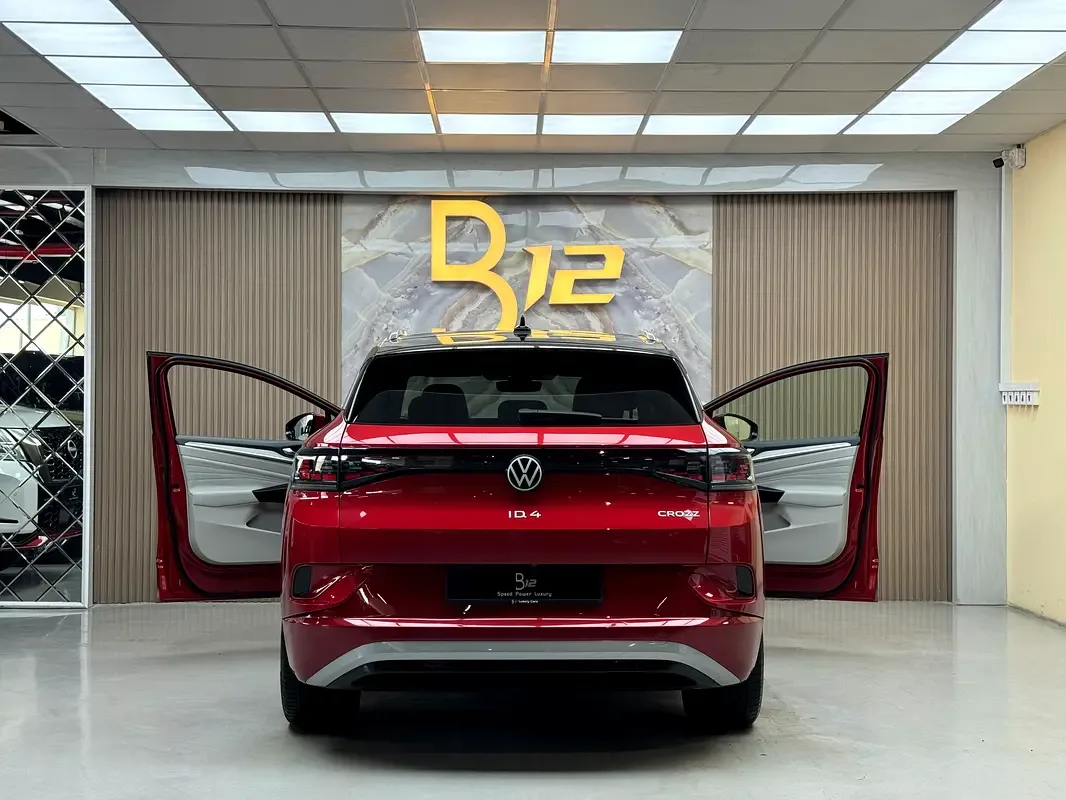 Volkswagen ID.4 AT (149 حصان) - 6