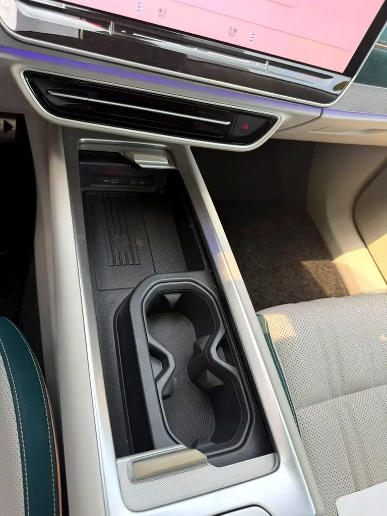 Volkswagen ID.7 AT (286 حصان) - 8