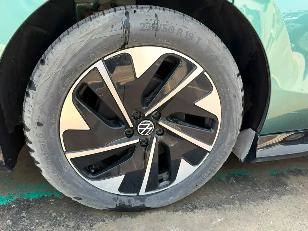 Volkswagen ID.7 AT (286 حصان) - 17
