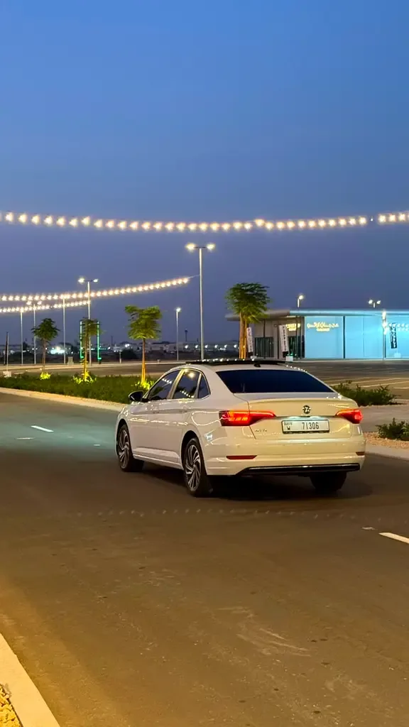 Volkswagen Jetta 1.5 AT (158 حصان) - 11
