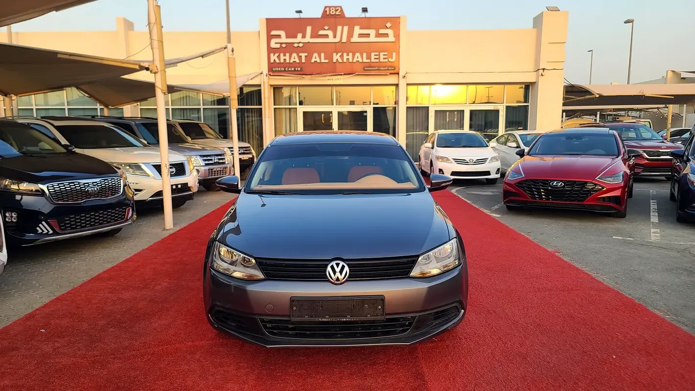 Volkswagen Jetta 2.0 AMT (210 hp)