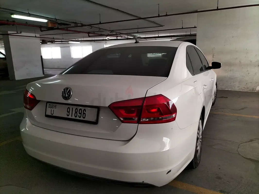Volkswagen Passat 1.4 AMT (125 حصان) - 2