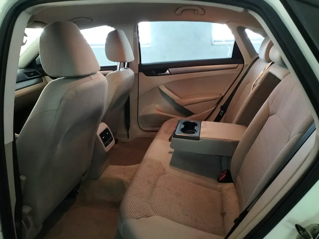 Volkswagen Passat 1.4 AMT (125 حصان) - 6