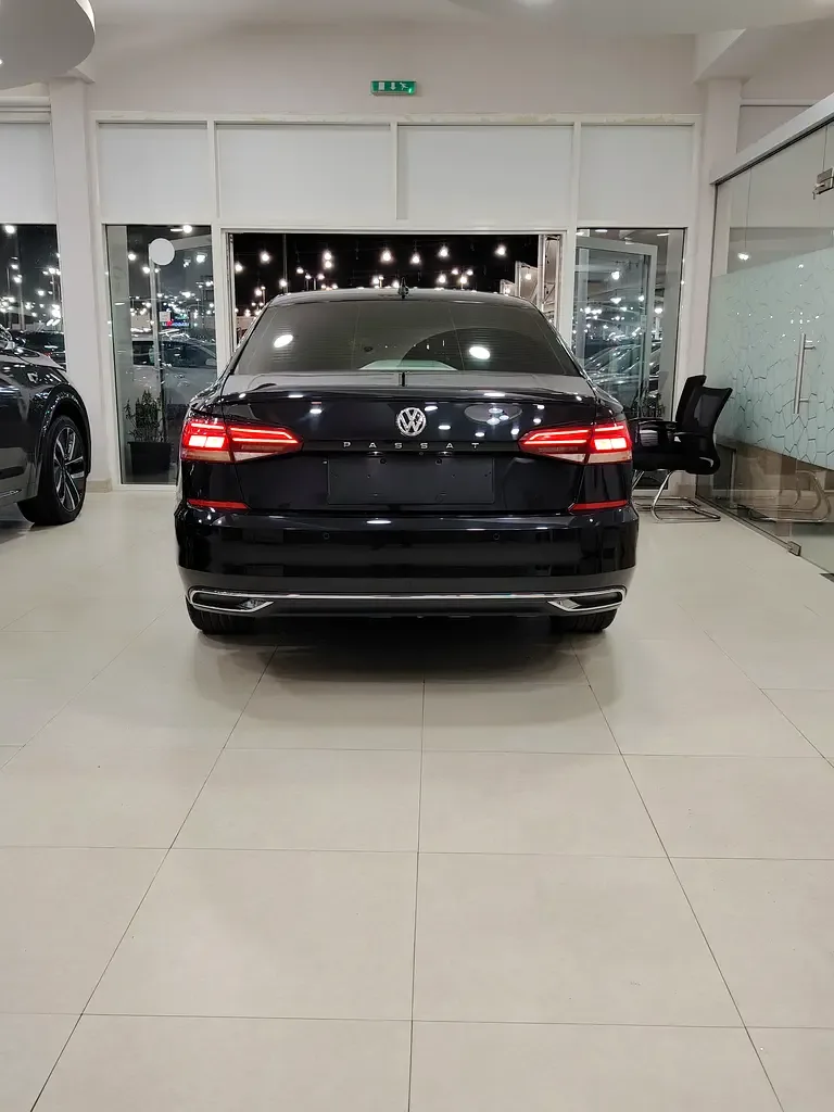 Volkswagen Passat 2.0 AMT (190 حصان) - 5