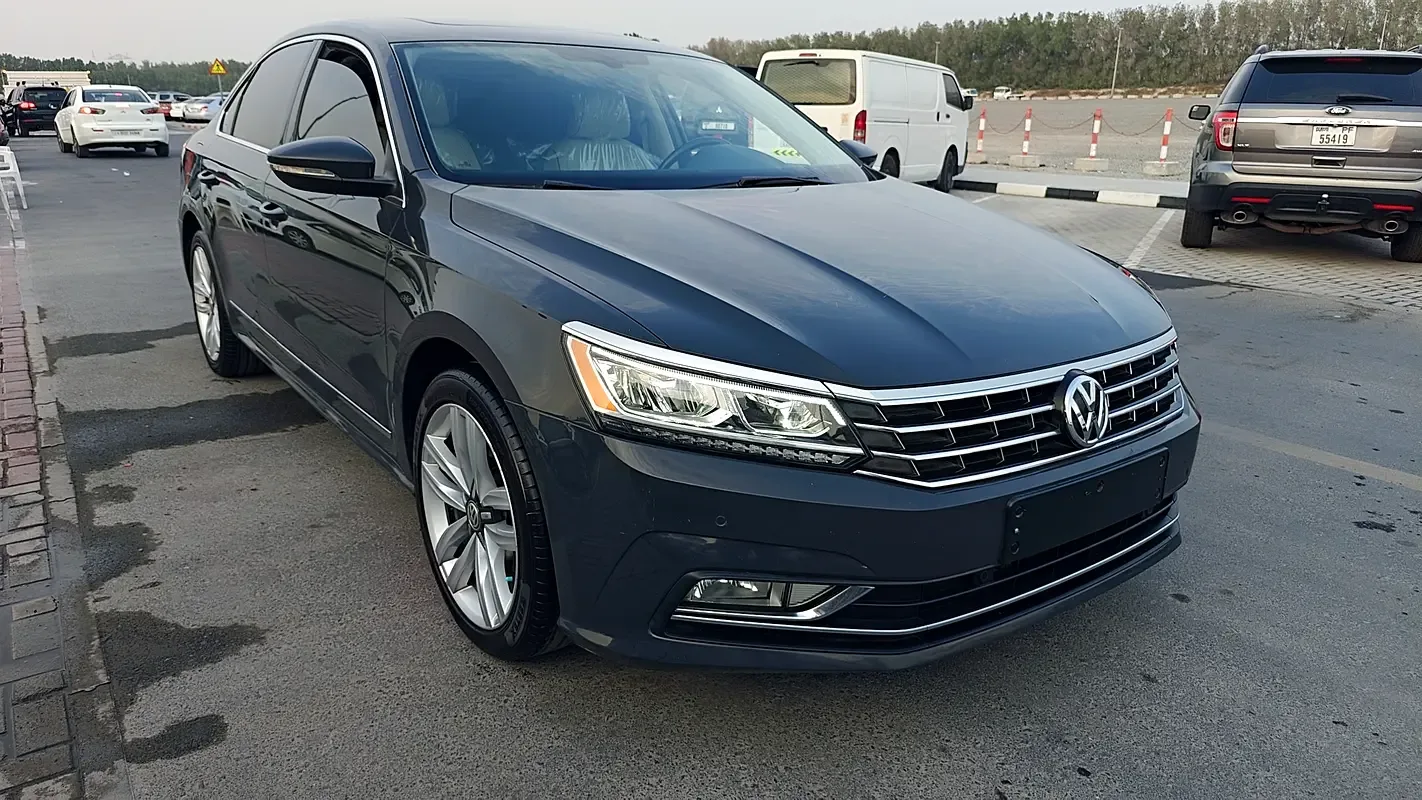 Volkswagen Passat 2.0 FSI DSG (200 hp) MT