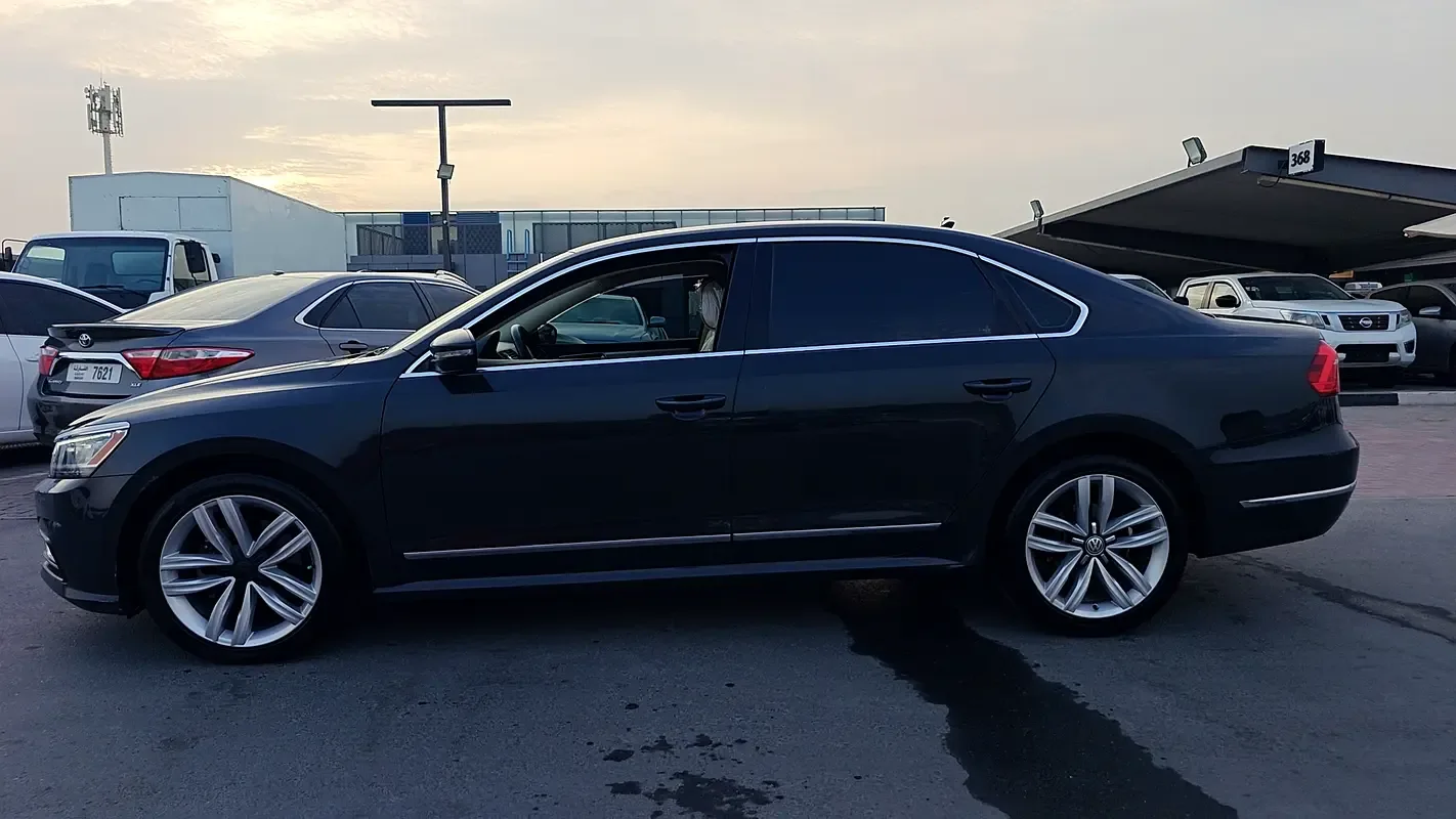 Volkswagen Passat 2.0 FSI DSG (200 hp) MT - 4