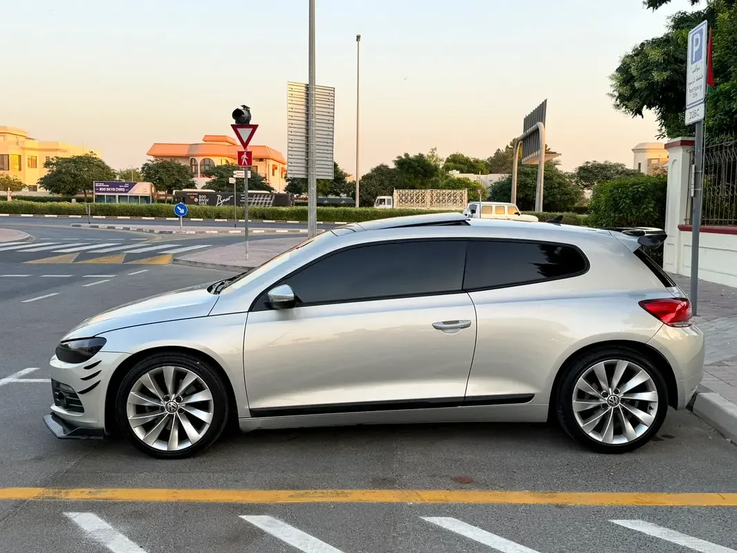 Volkswagen Scirocco 2.0 AMT (265 hp) - 16