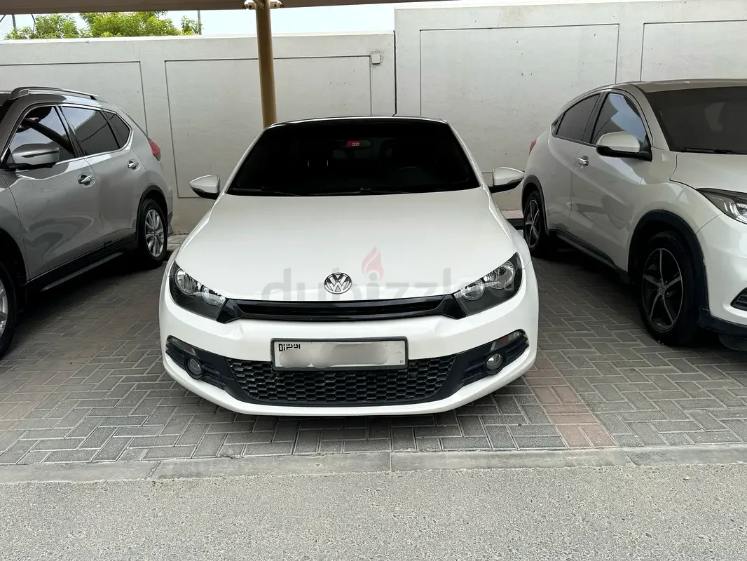 Volkswagen Scirocco 2.0 AMT (265 hp)