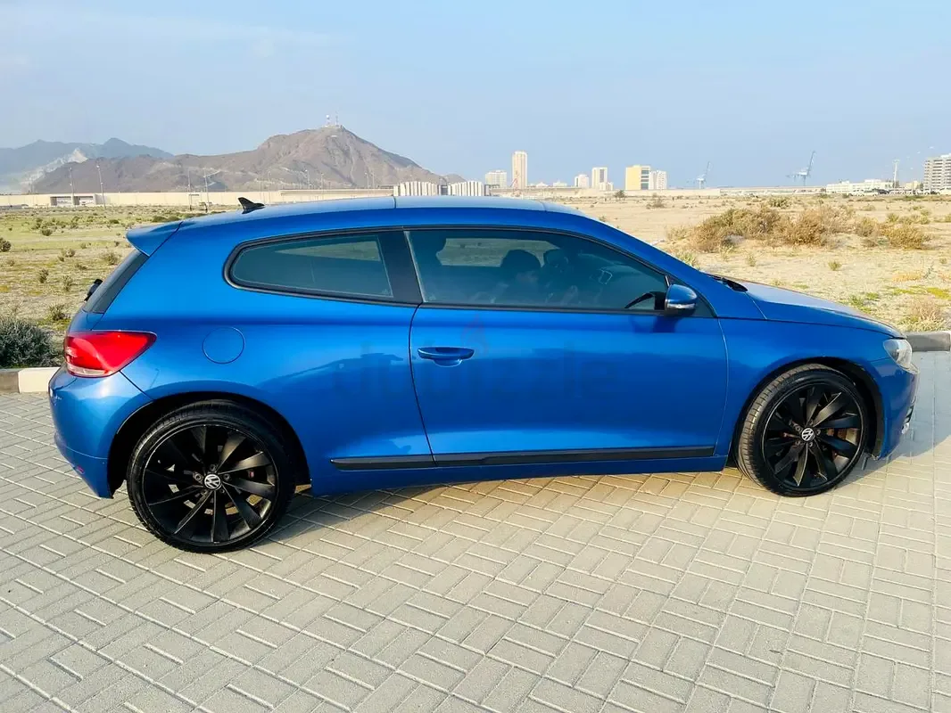 Volkswagen Scirocco 2.0 AMT (265 hp) - 9