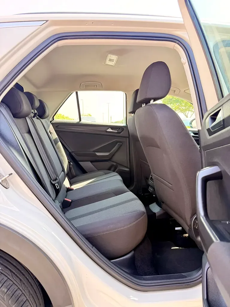 Volkswagen T-Roc 1.5 AMT (150 حصان) - 12