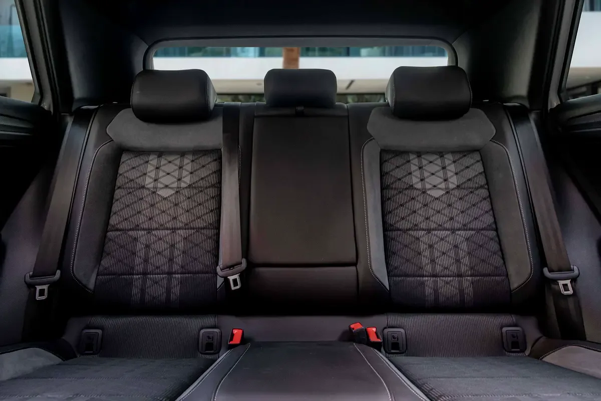 Volkswagen T-Roc 1.5 AMT (150 hp) - 12