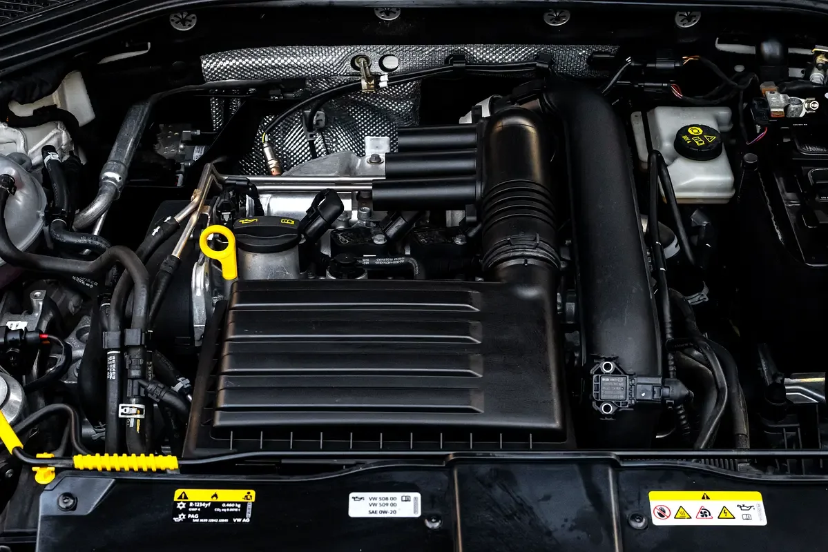 Volkswagen T-Roc 1.5 AMT (150 hp) - 14