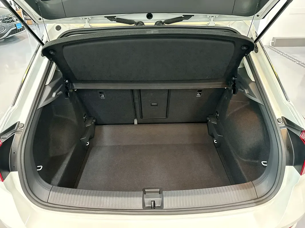 Volkswagen T-Roc 1.5 AMT (150 حصان) - 12