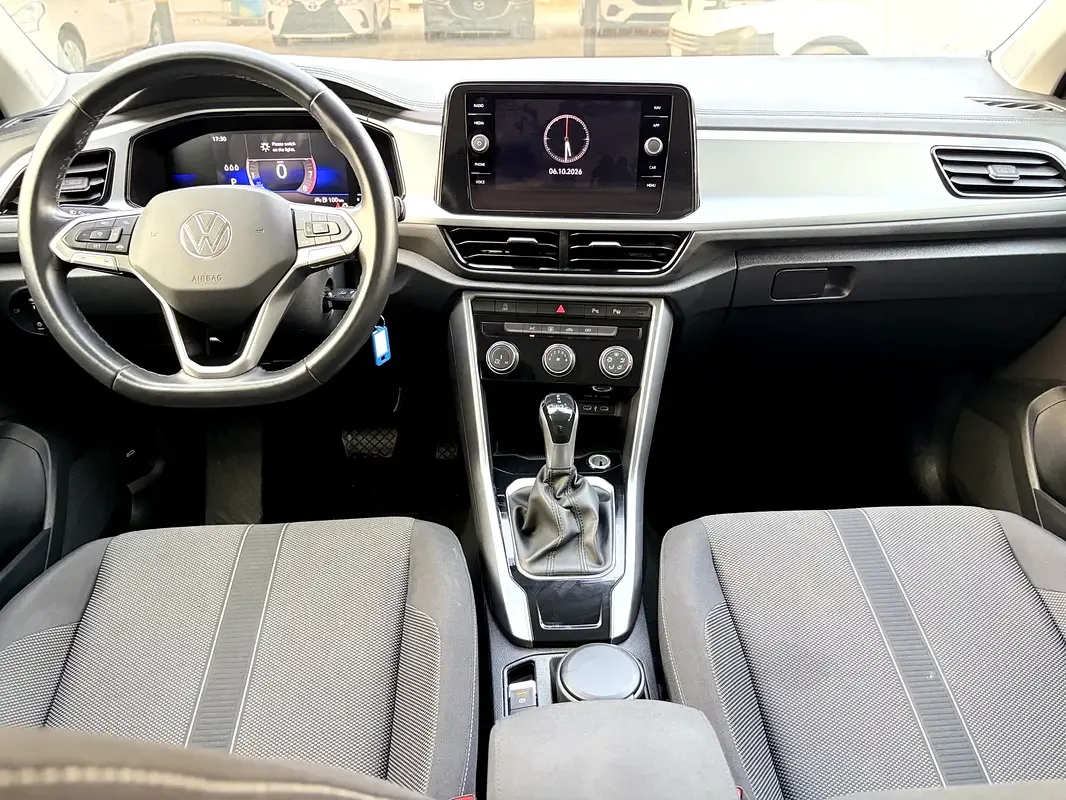 Volkswagen T-Roc 1.5 AMT (150 hp) - 9