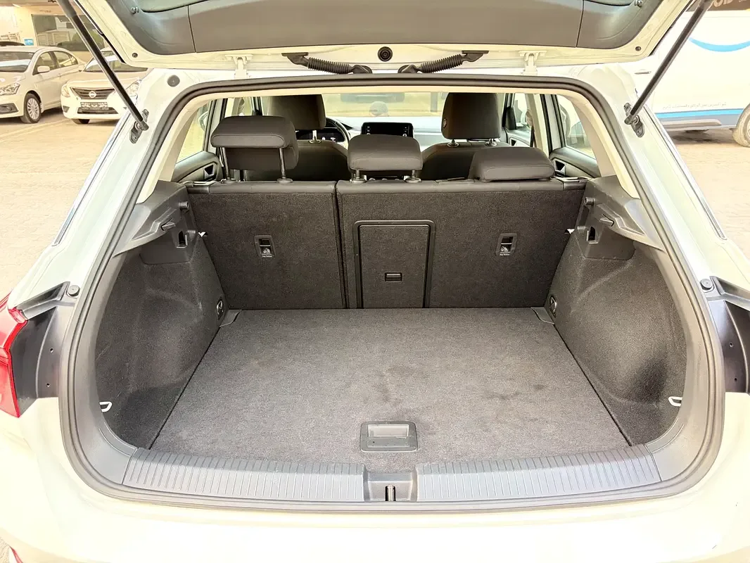 Volkswagen T-Roc 1.5 AMT (150 hp) - 13