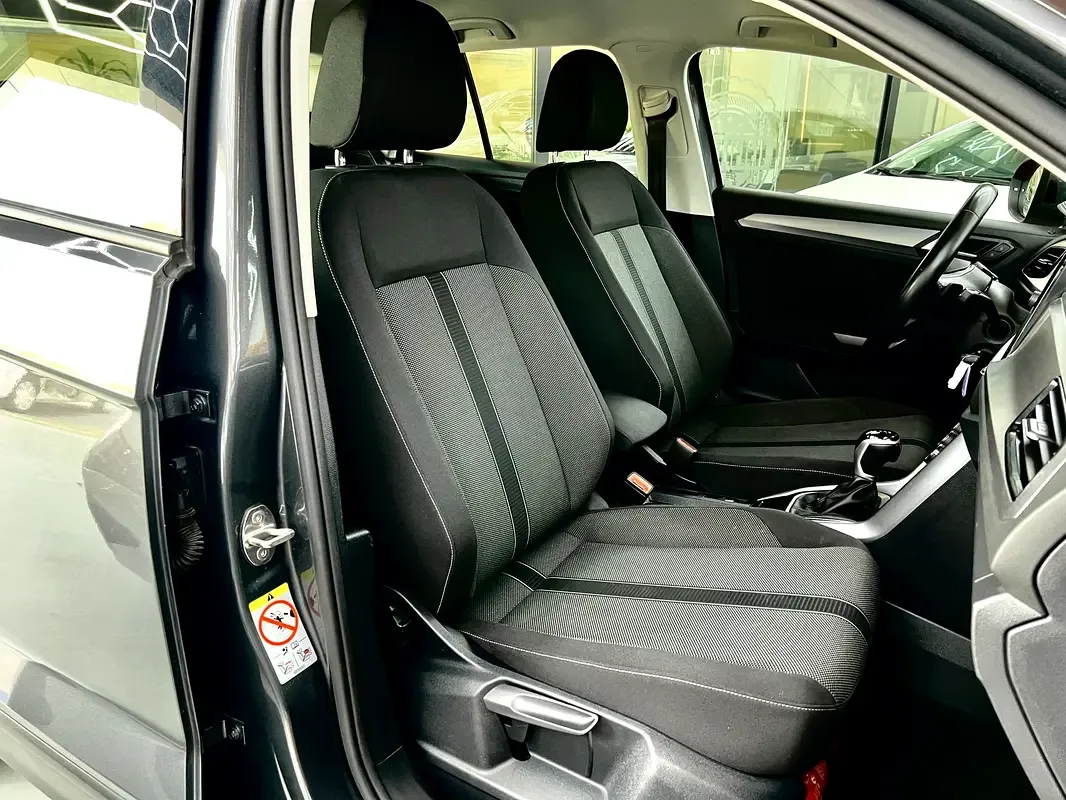 Volkswagen T-Roc 1.5 AMT (150 hp) - 15