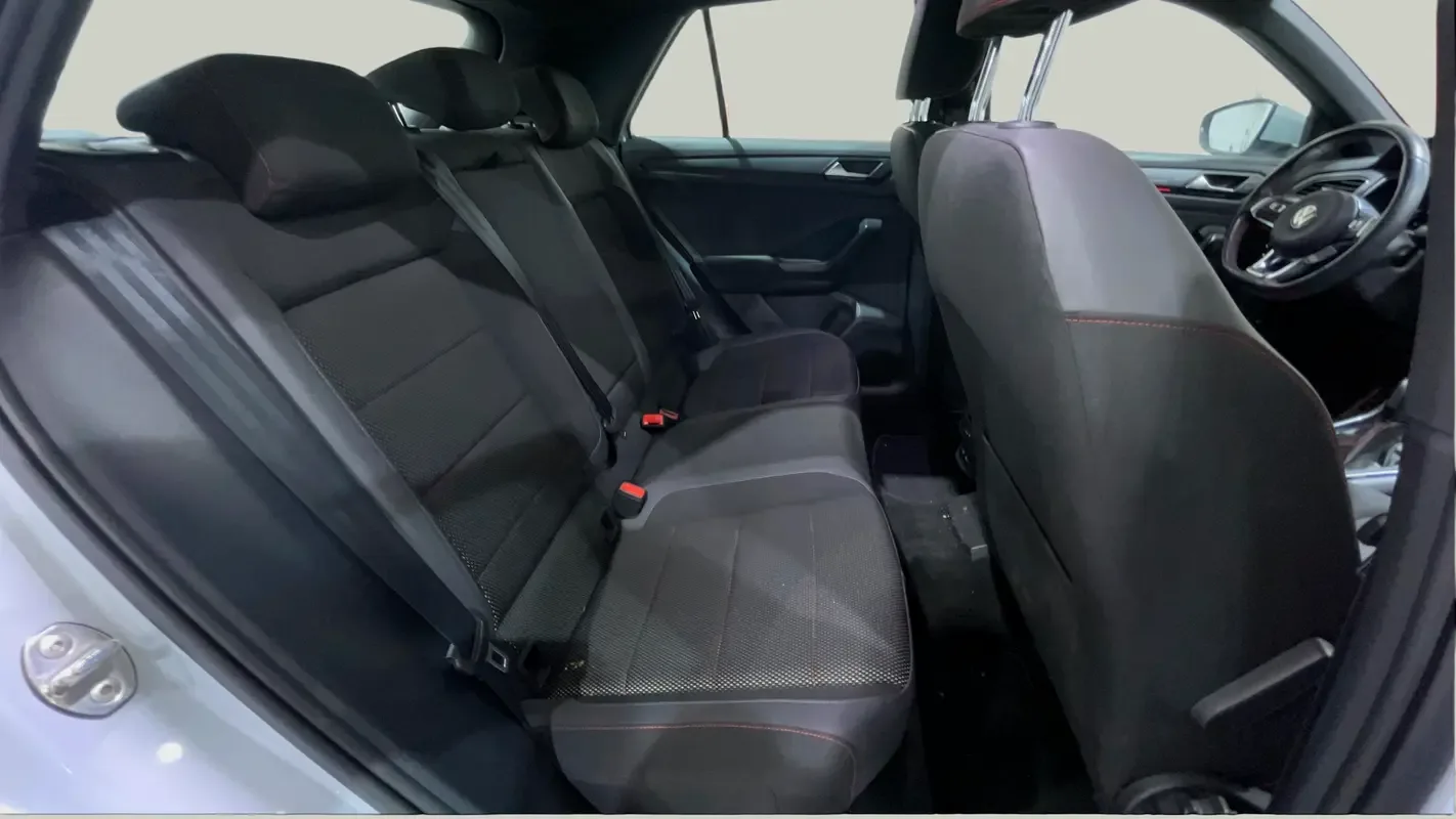 Volkswagen T-Roc 1.5 TSI DSG (150 hp) - 10