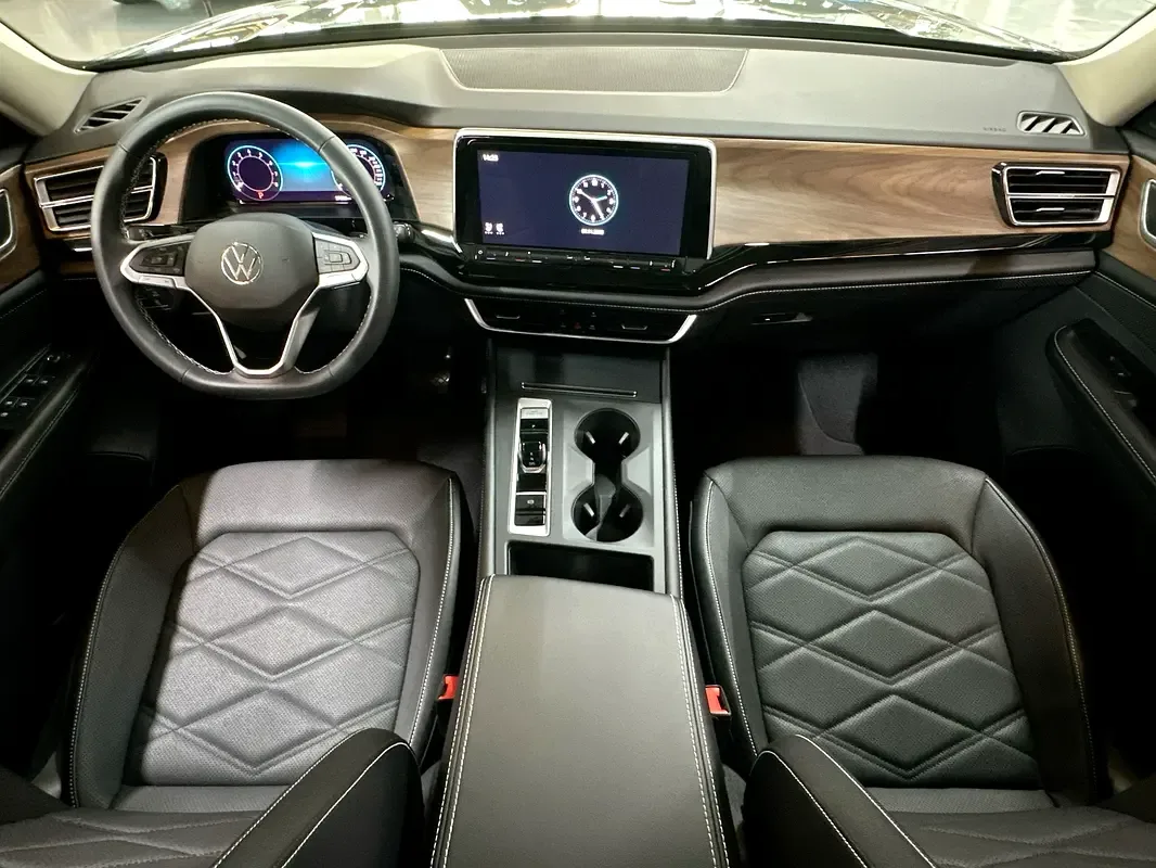 Volkswagen Teramont 2.0 AMT 4WD (220 hp) - 10